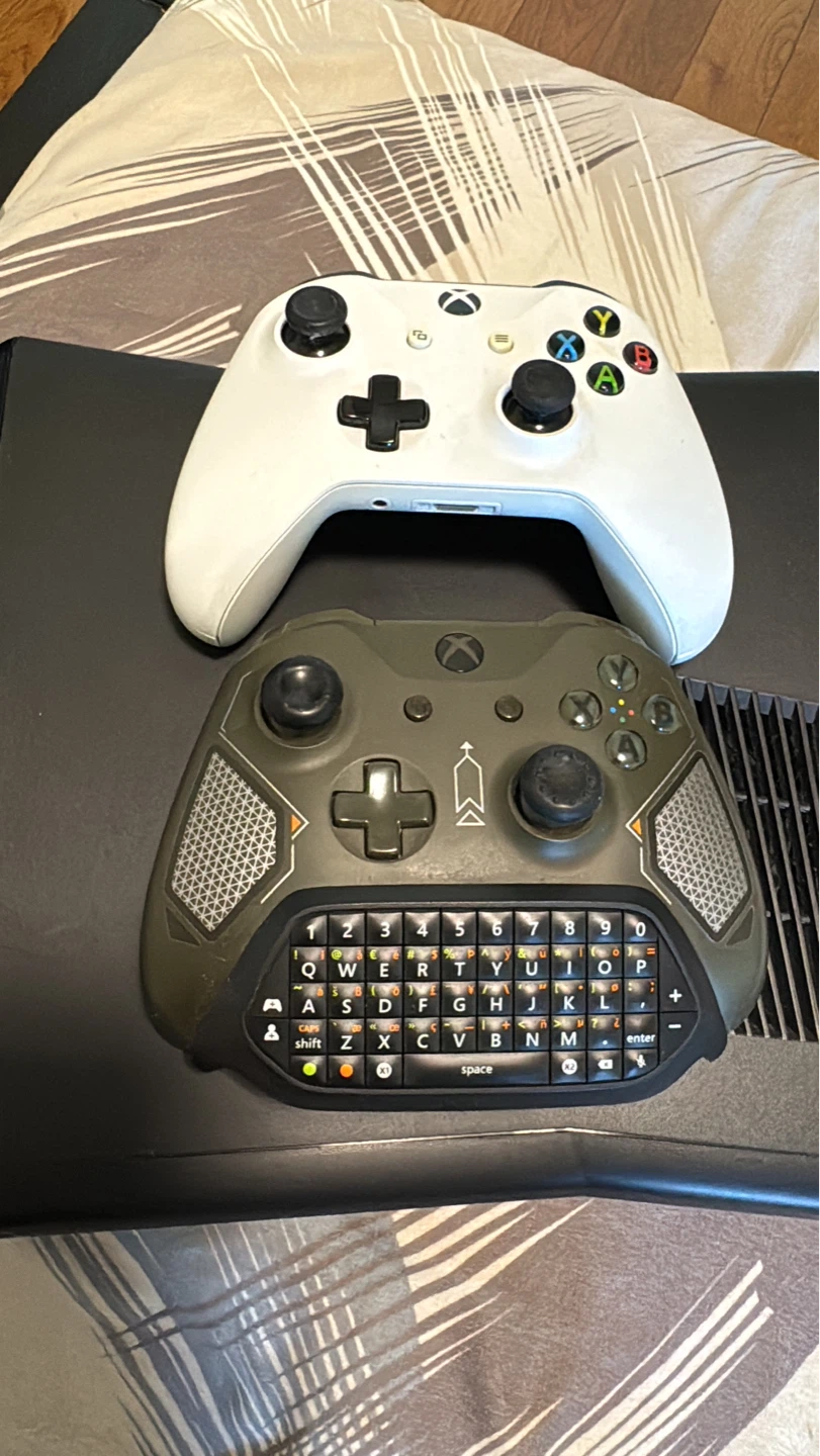 Xbox One S & Xbox 360 Bundle + Games + 3 Controllers - photo 5