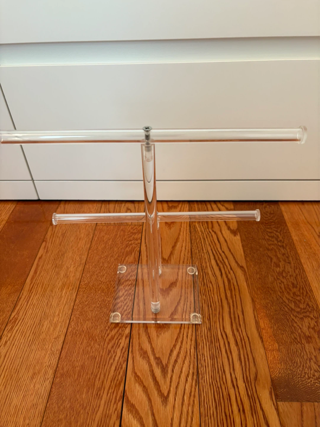 Clear Acrylic T-Bar Jewelry Stand