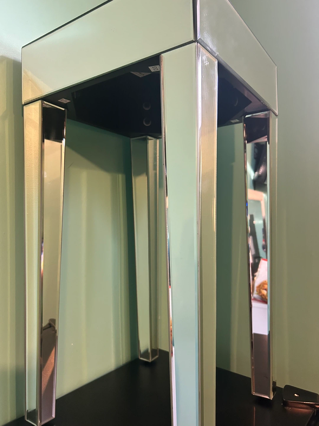 Glam Mirrored Side Table - photo 2