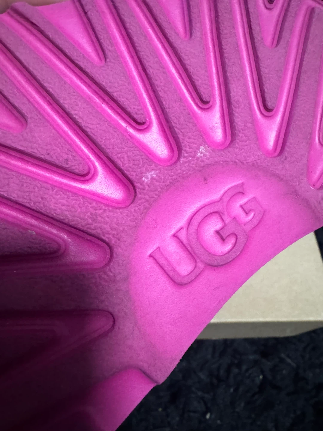 UGG Australia Pink Suede Sheepskin Boots - photo 4