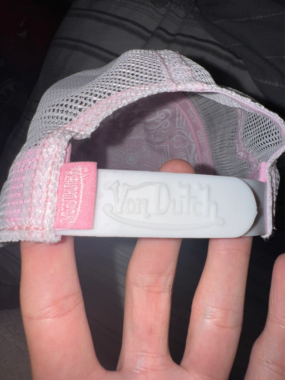 Von Dutch Pink Trucker Hat - photo 3