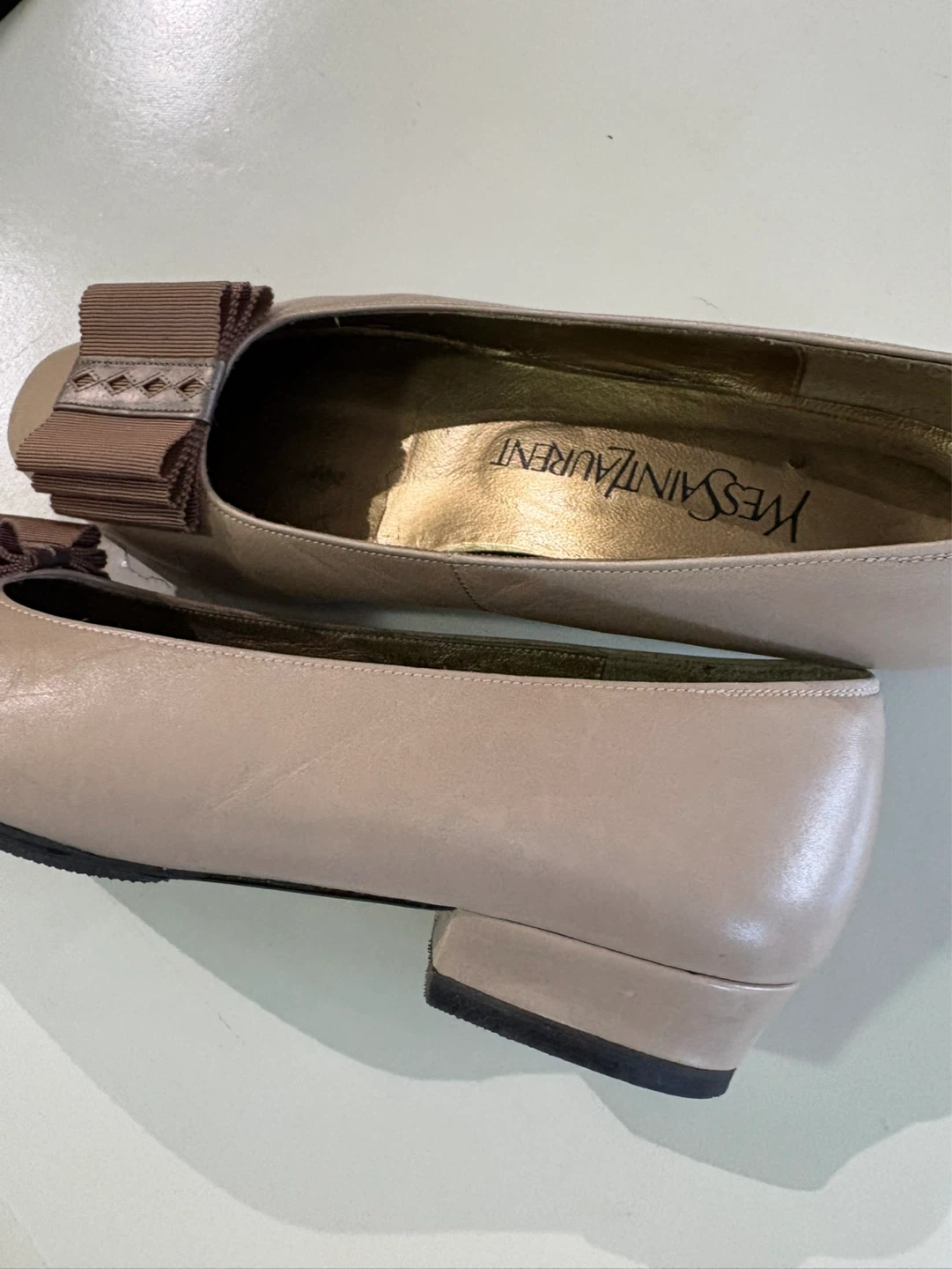 Yves Saint Laurent Beige Bow Ballet Flats Size 34 1/2 - photo 3