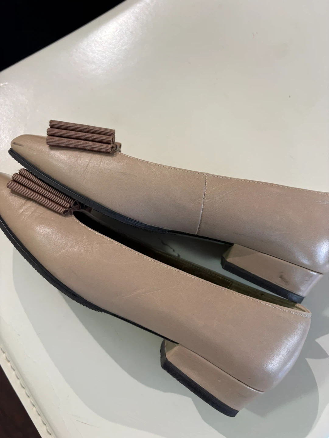 Yves Saint Laurent Beige Bow Ballet Flats Size 34 1/2 - photo 2