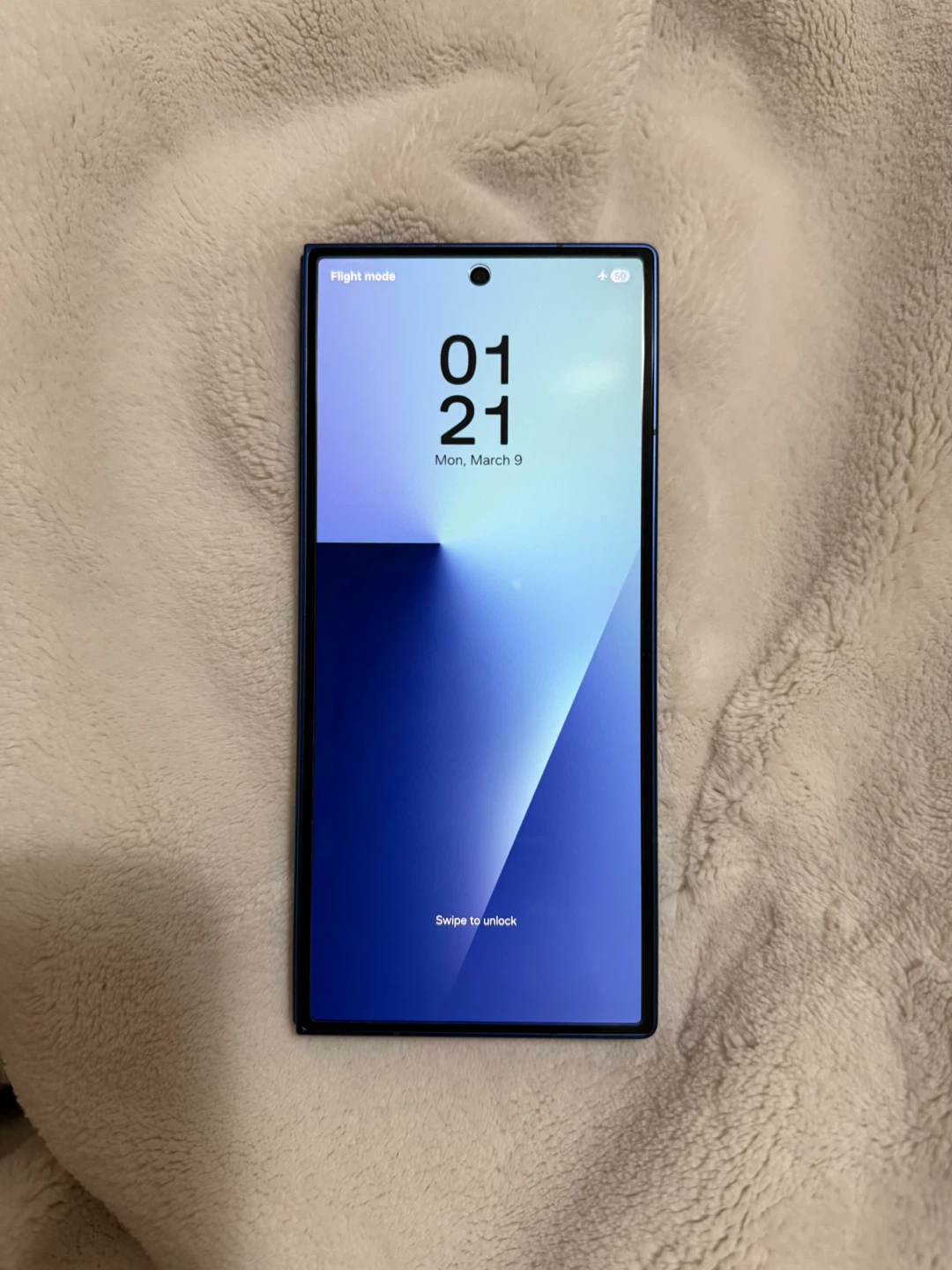 Samsung Galaxy Z Fold7 Blue Smartphone