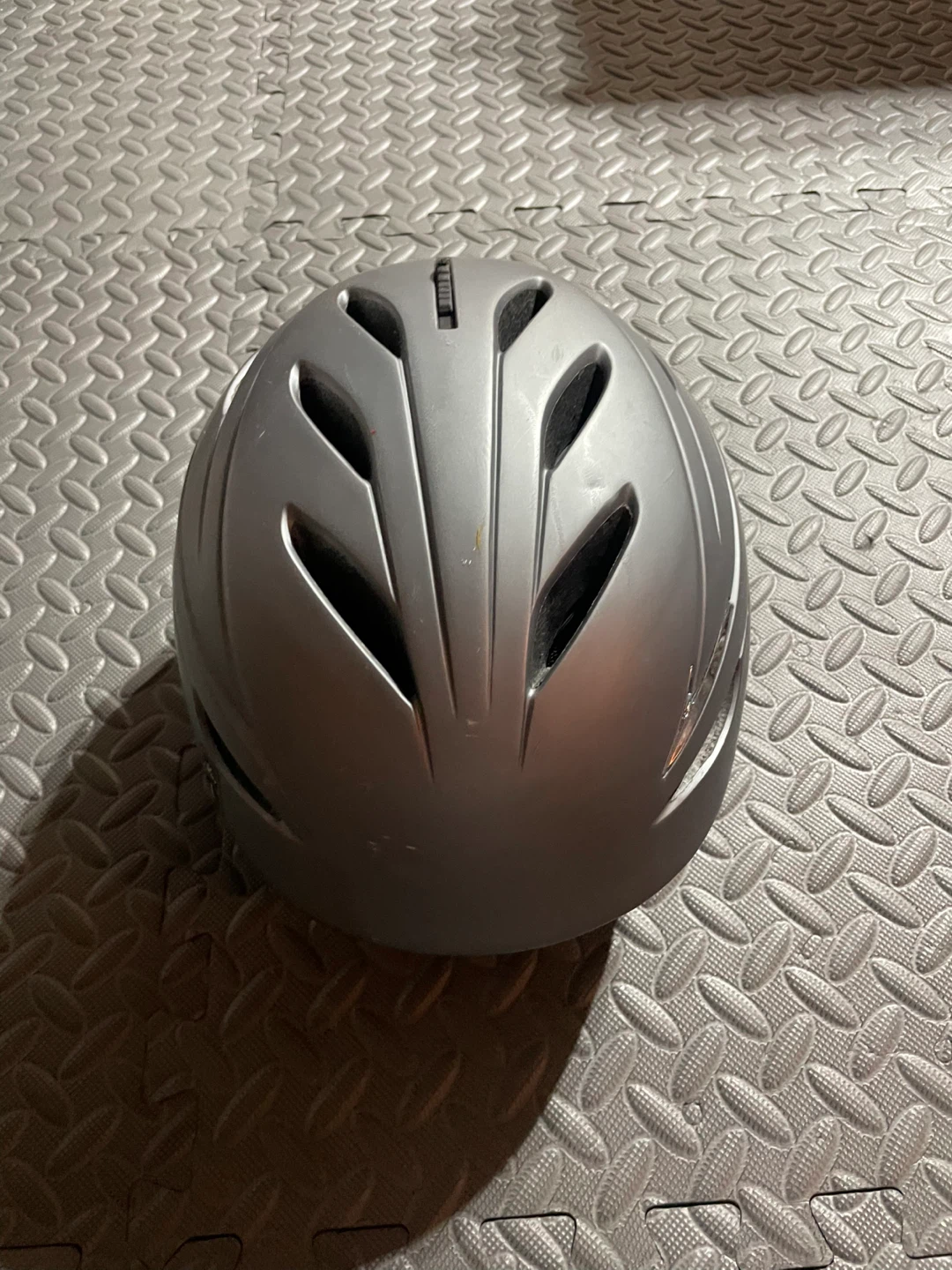 Giro Silver Ski/Snowboard Helmet