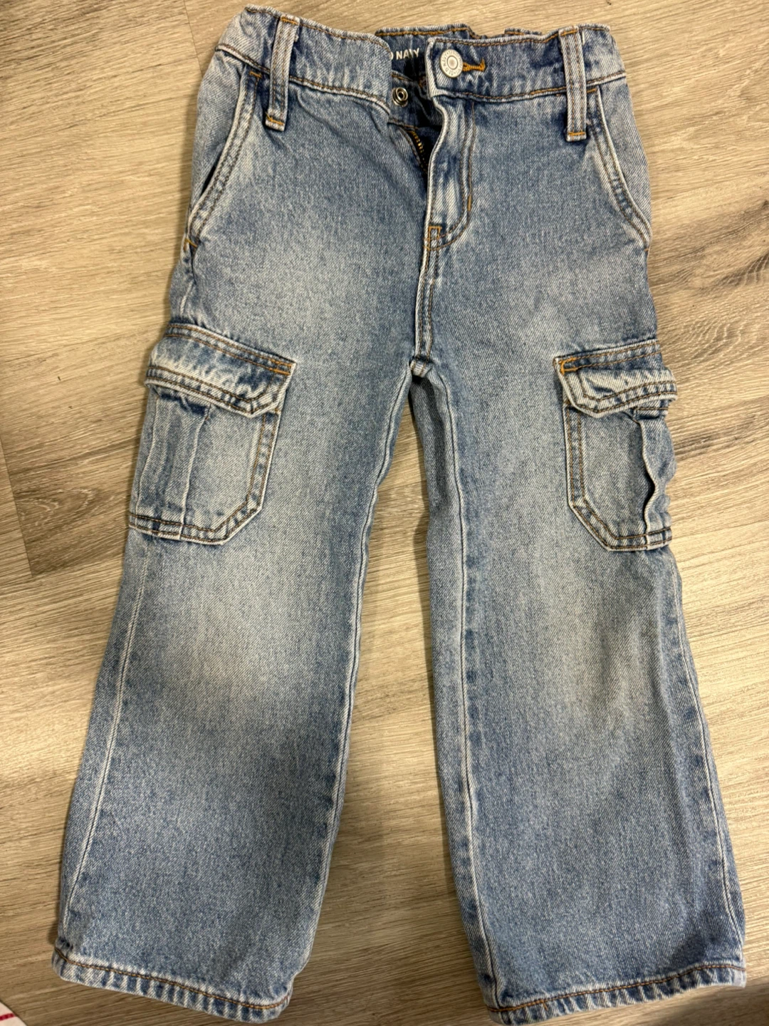Old Navy Kids Light Wash Denim Cargo Jeans Size 5