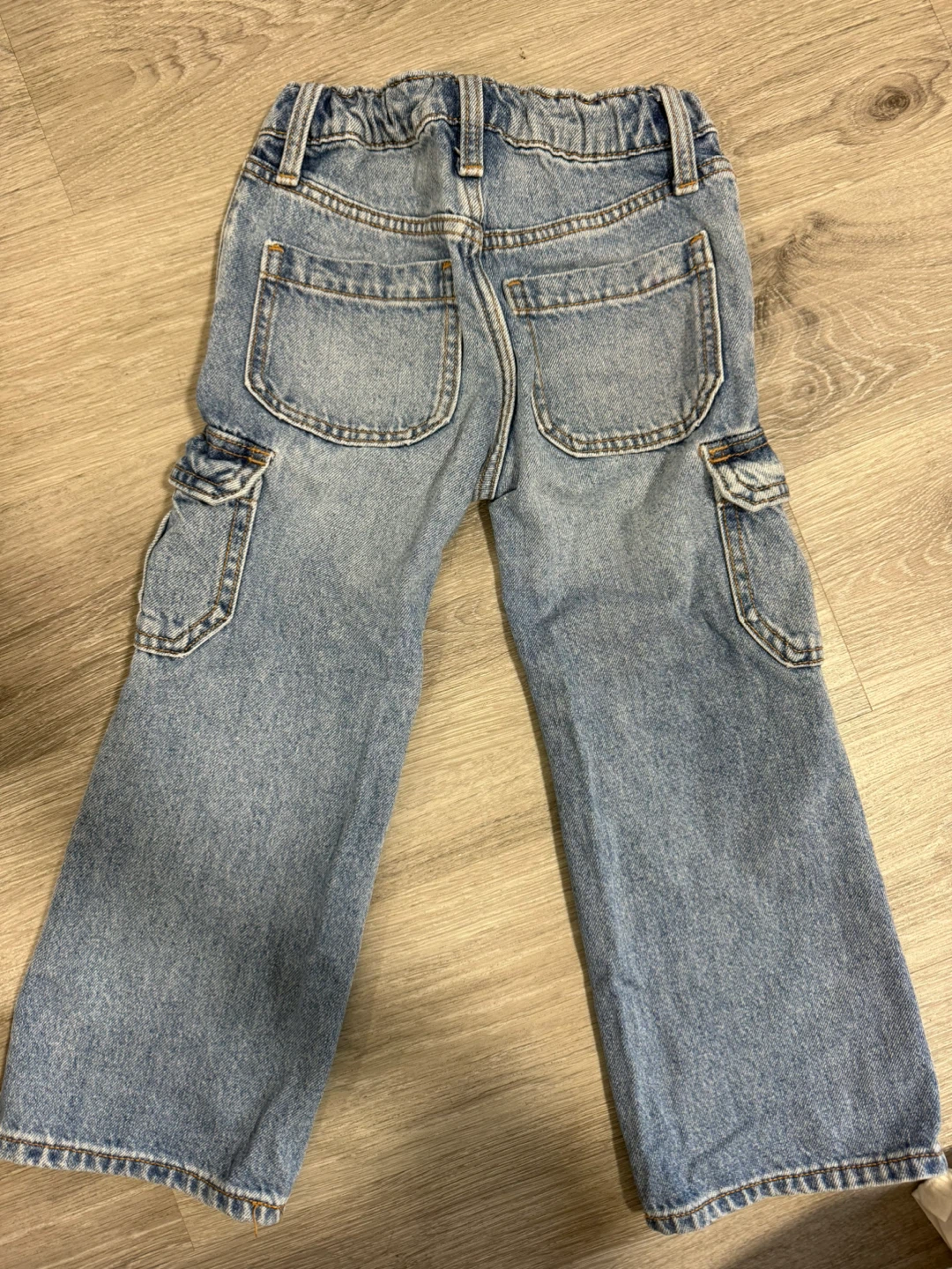 Old Navy Kids Light Wash Denim Cargo Jeans Size 5 - photo 2