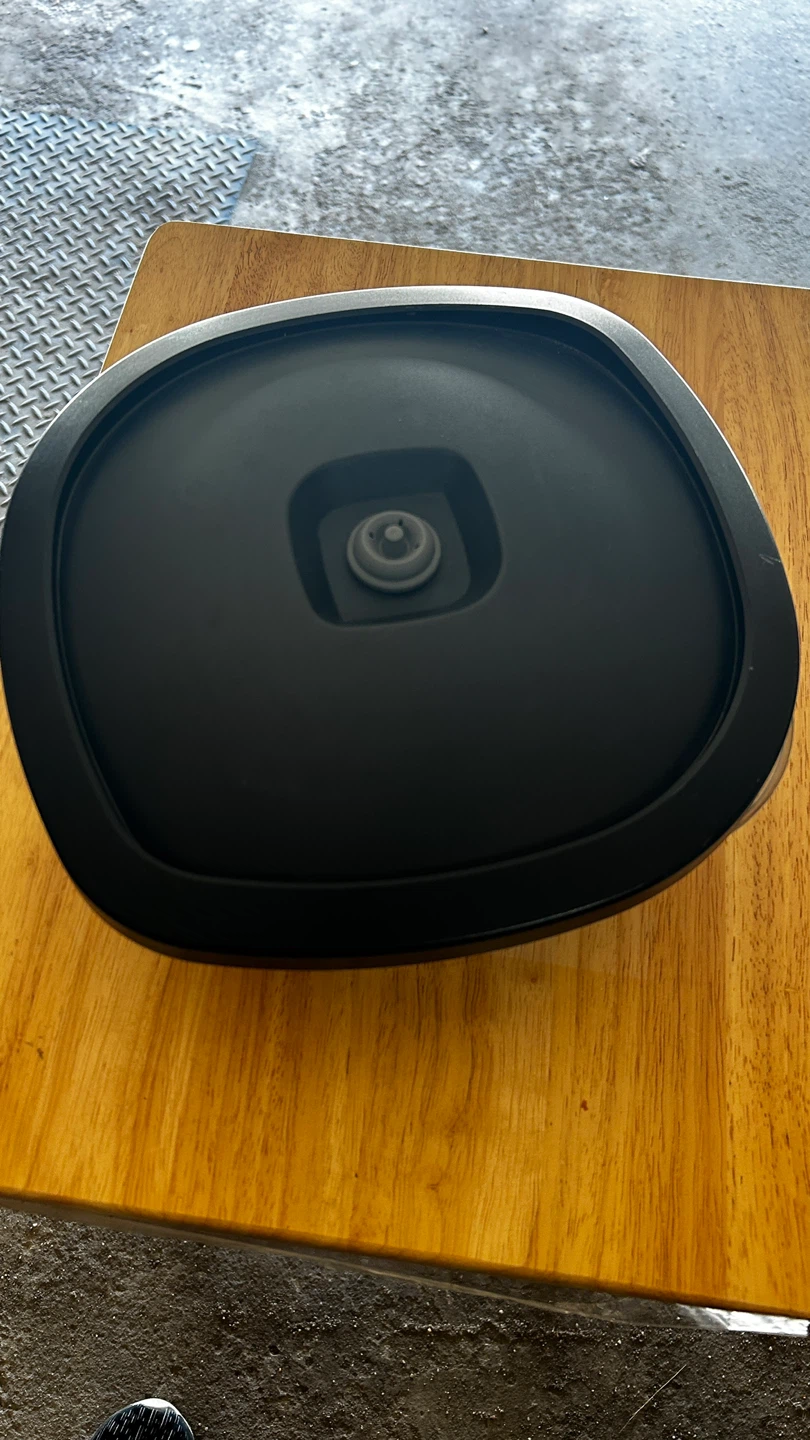Food Storage Container with Vacuum Pump Lid - photo 3