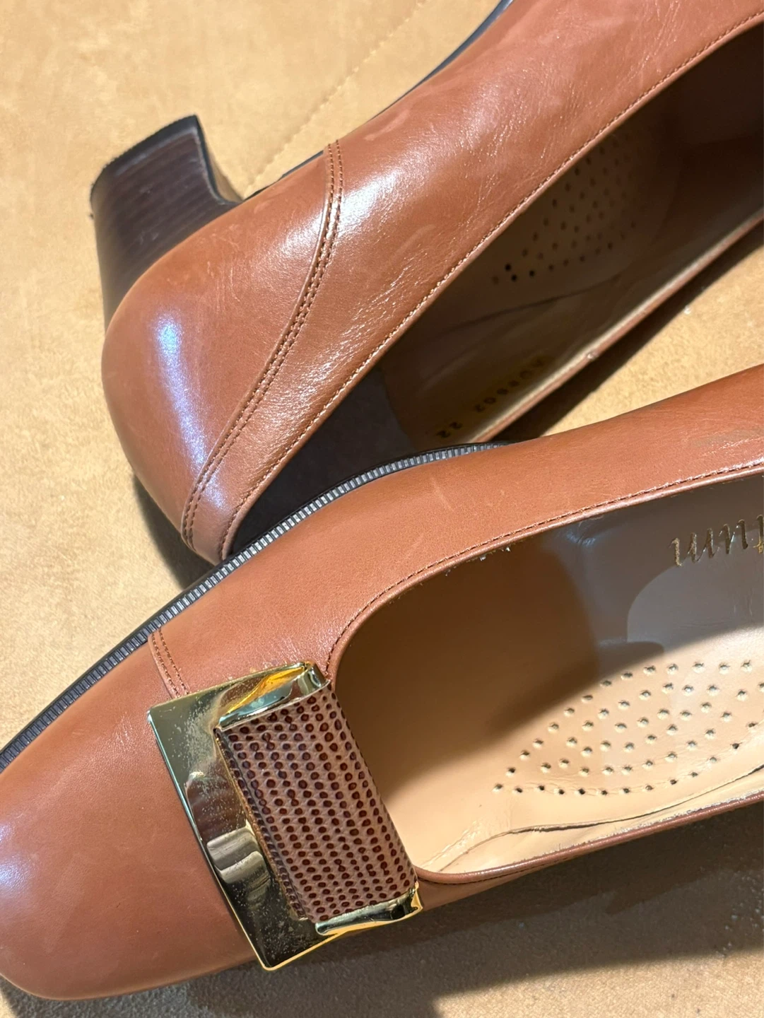 Aquascutum Women's Brown Leather Heels Size 22E - photo 2