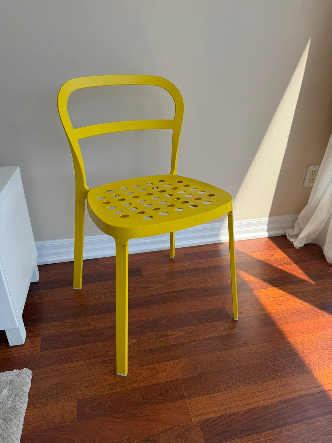 Yellow Metal Chair - photo 2