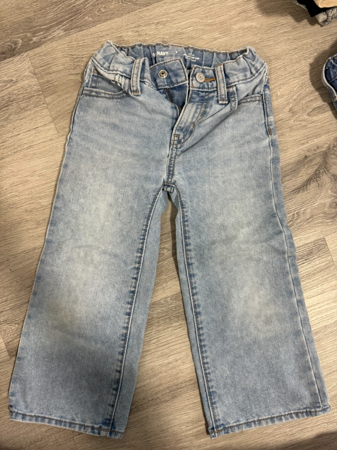 Old Navy Light Wash Denim Jeans - Size 5