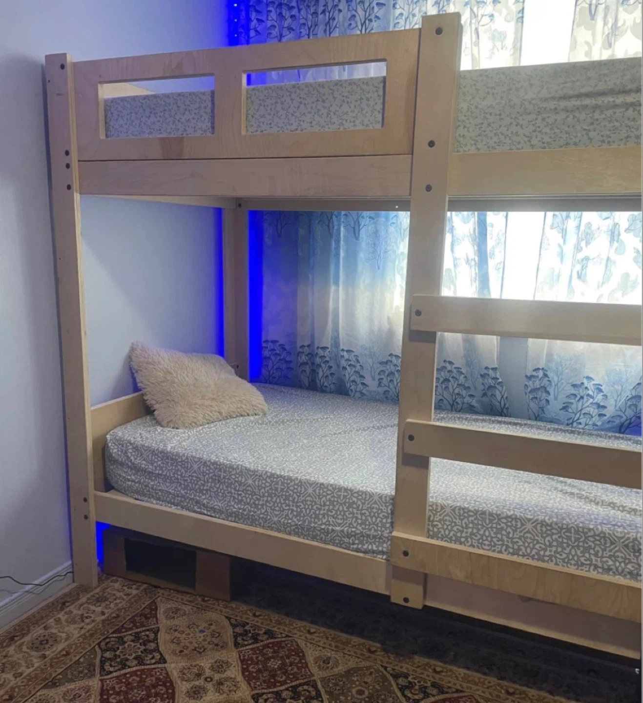 Wooden Bunk Bed - photo 2
