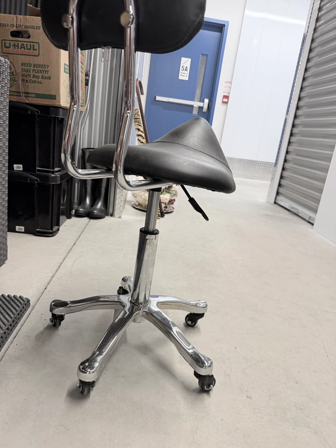 Black Saddle Seat Office Chair with Backrest - photo 2