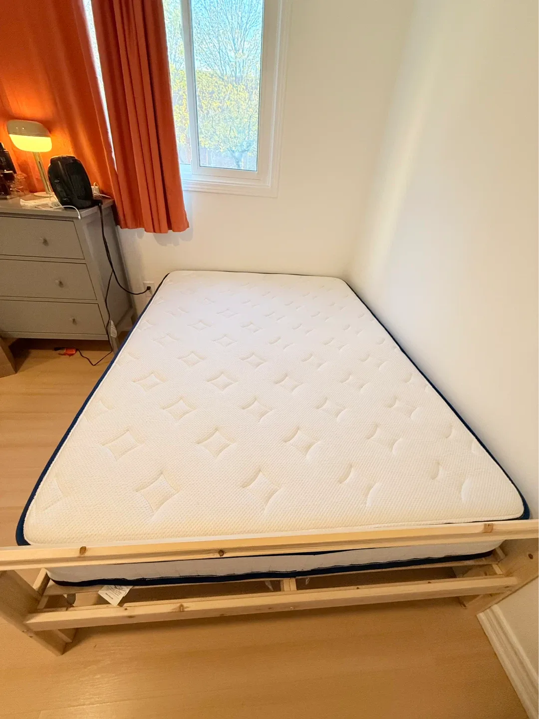 Full/Double size BED frame + Mattress
