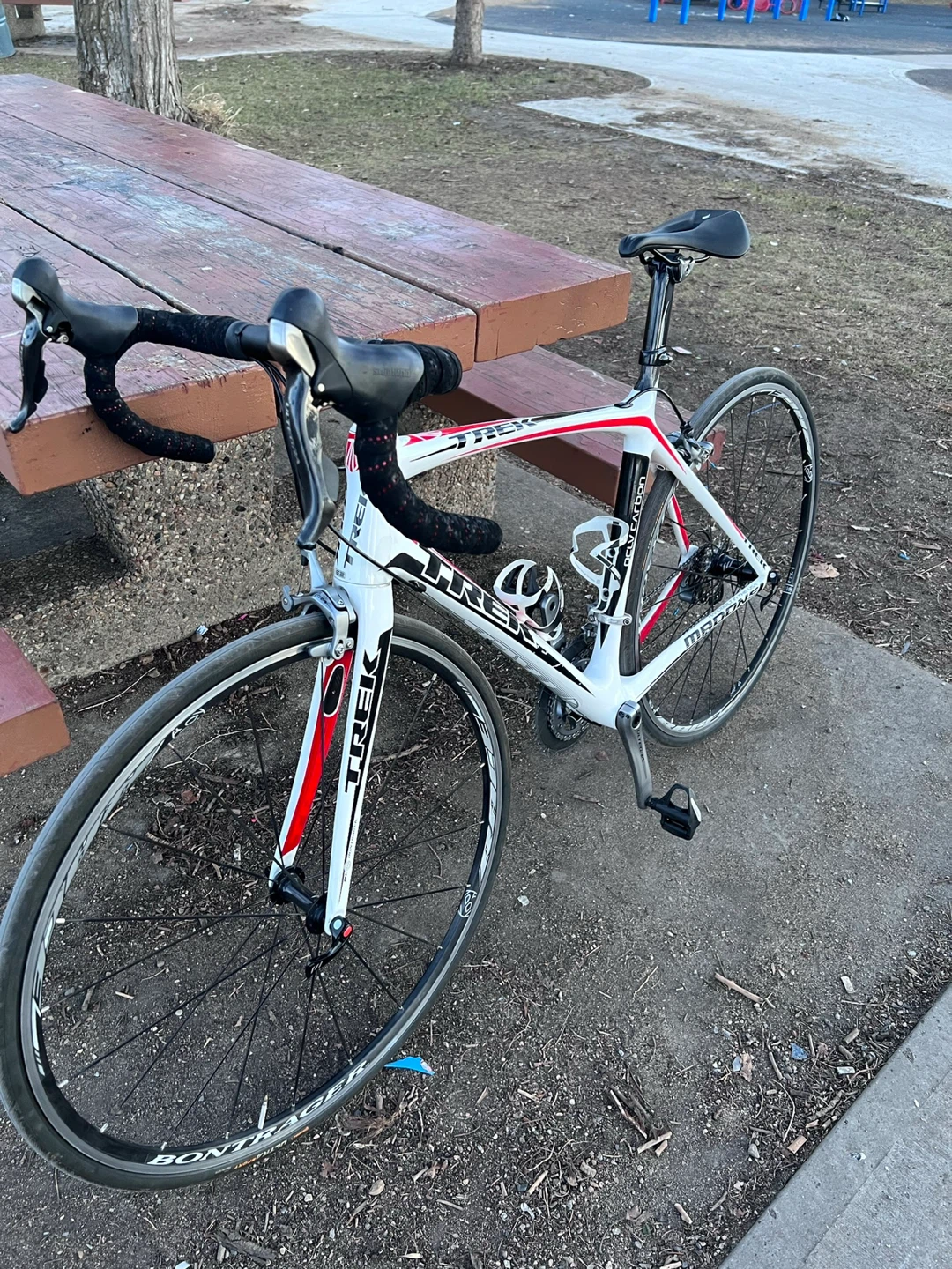Trek Domane 4.3 Road Bike - White/Red - photo 2