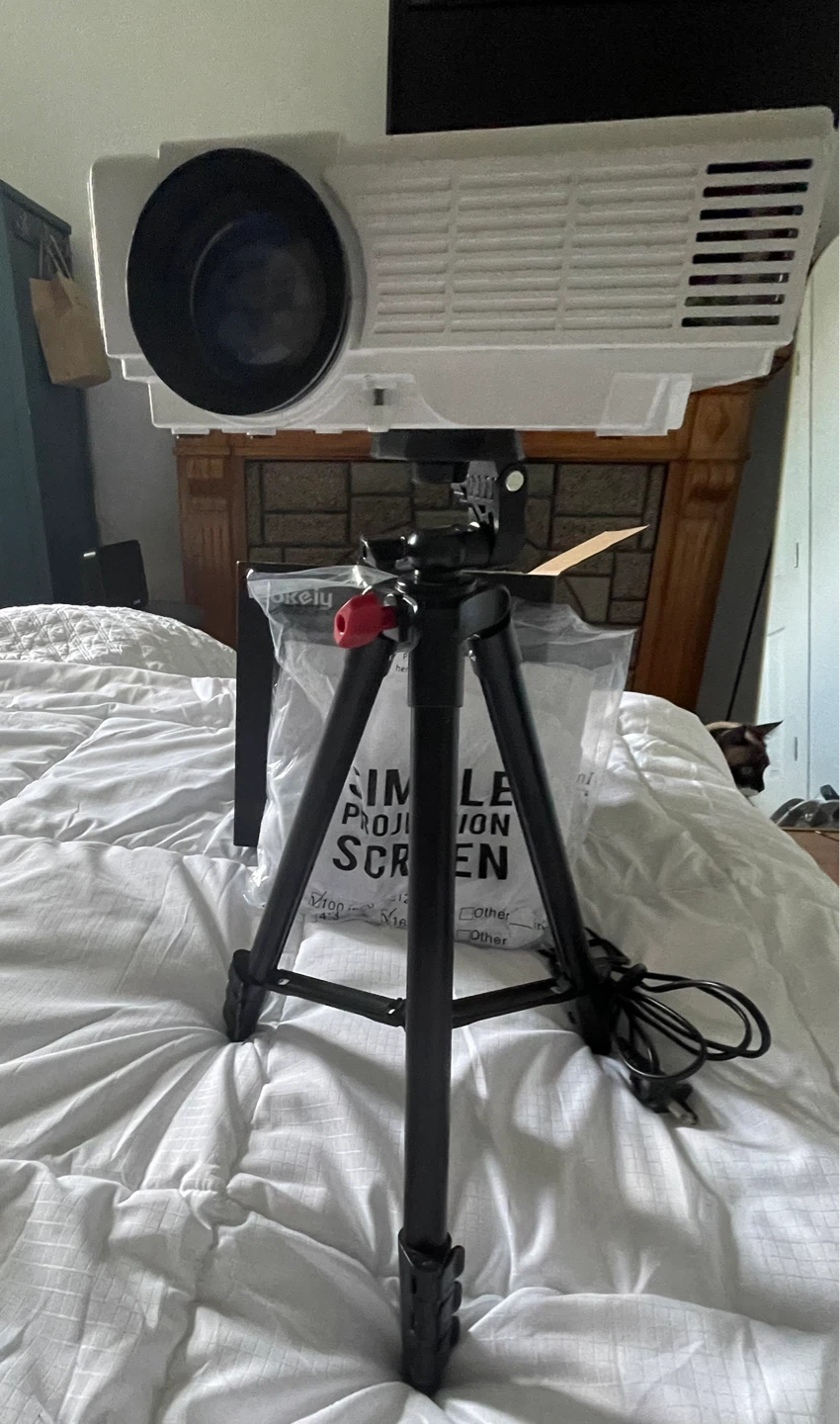 Eokeiy Projector with Tripod and Projection Screen - photo 2