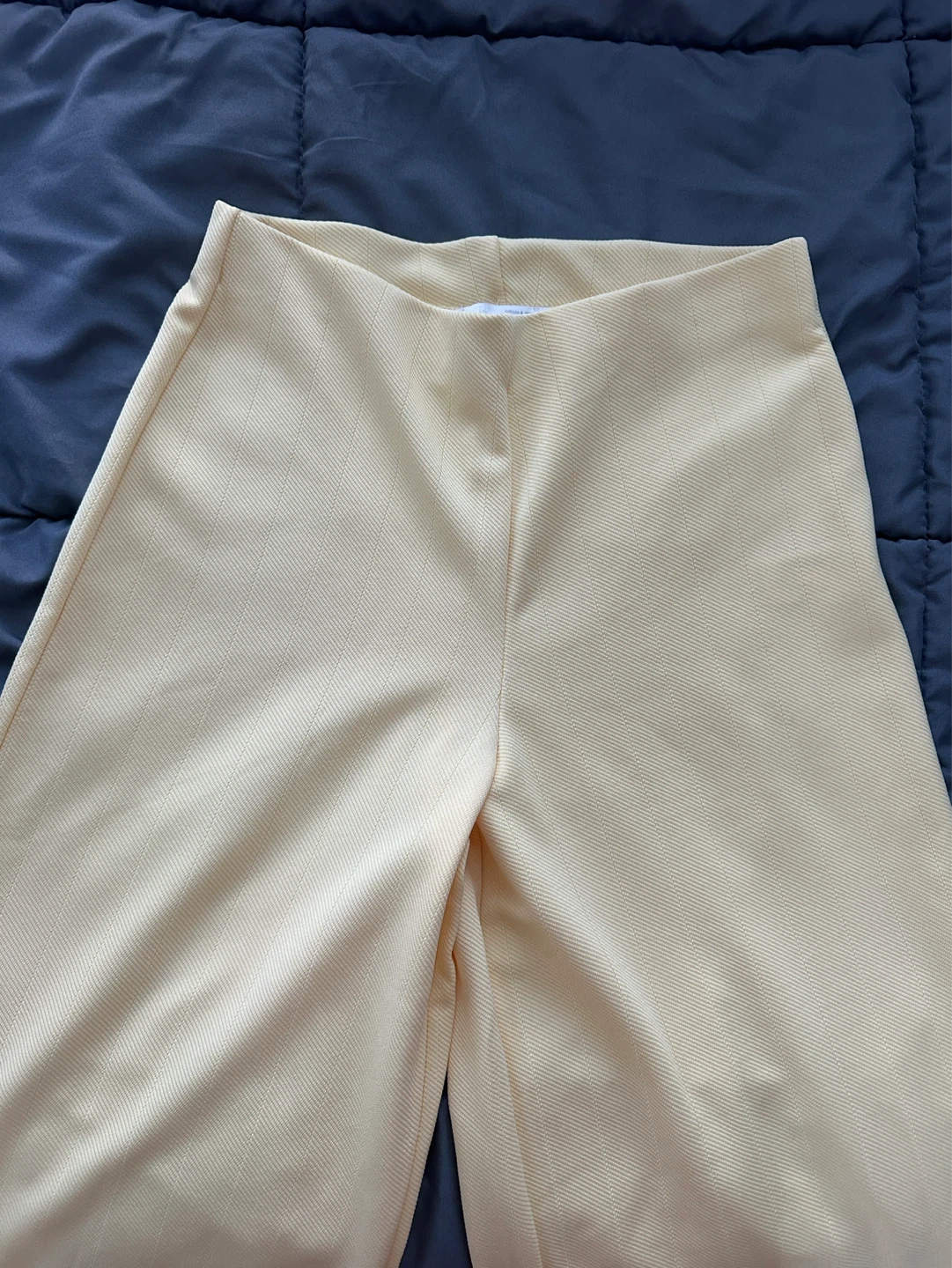 Zara Women's Yellow Pants Size S