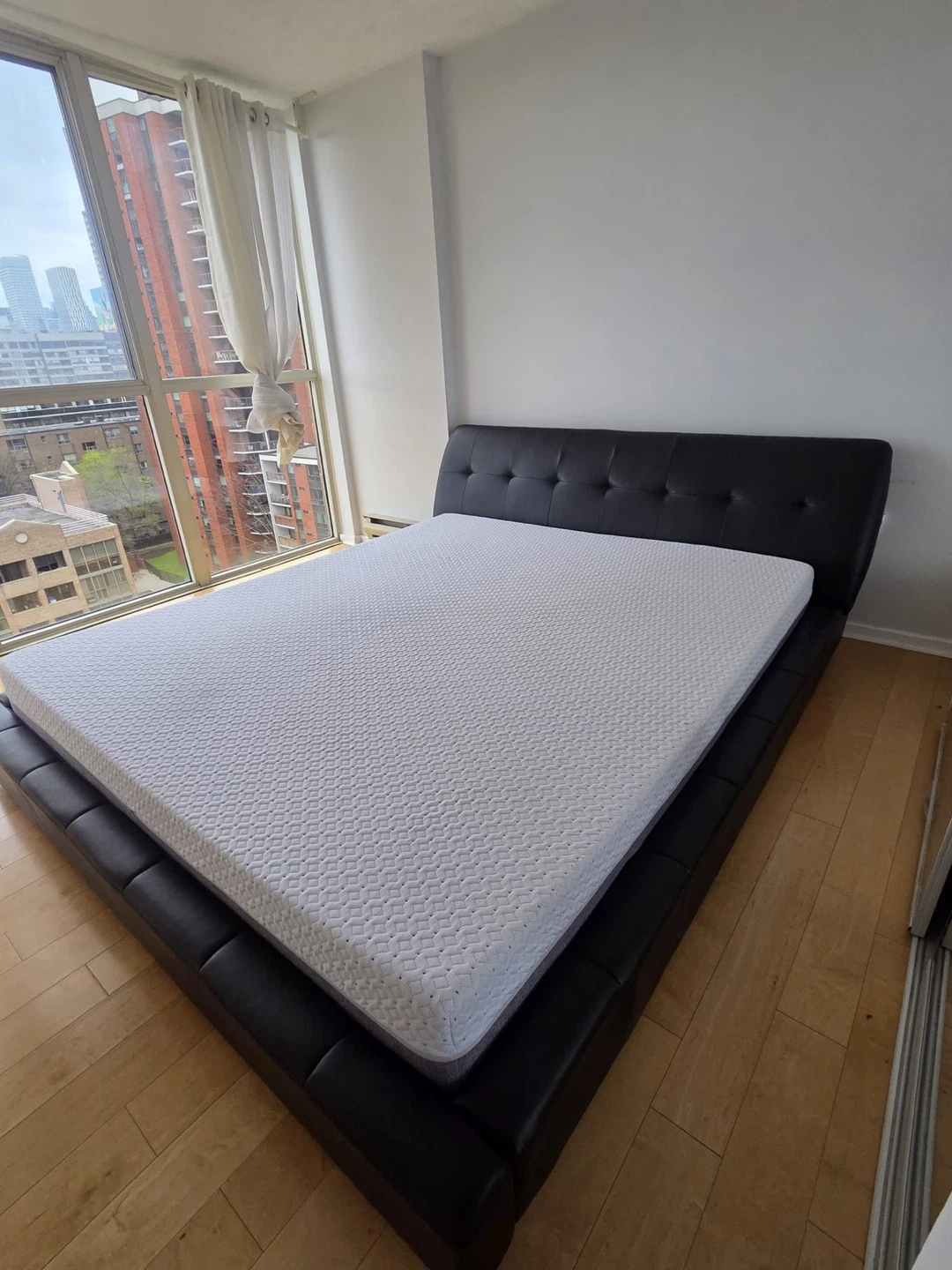 ENDY California King Mattress AND FRAME - photo 3