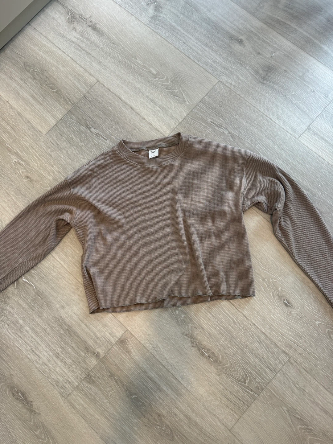 Tna waffle knit long sleeve crop top - photo 3