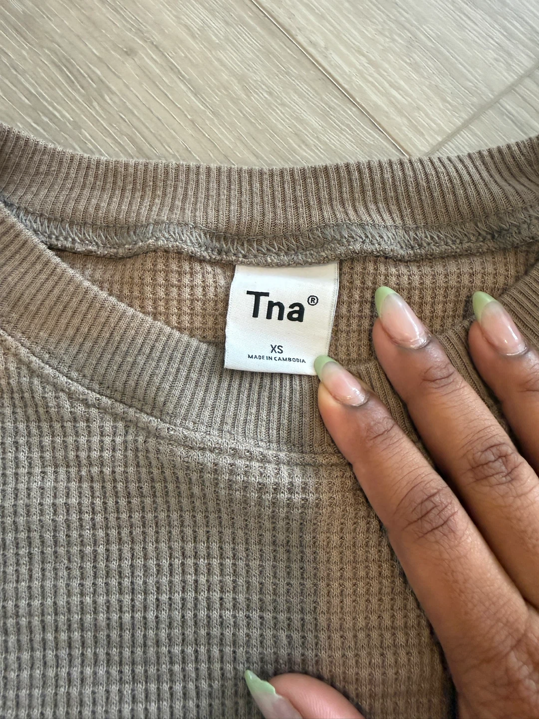 Tna waffle knit long sleeve crop top - photo 4