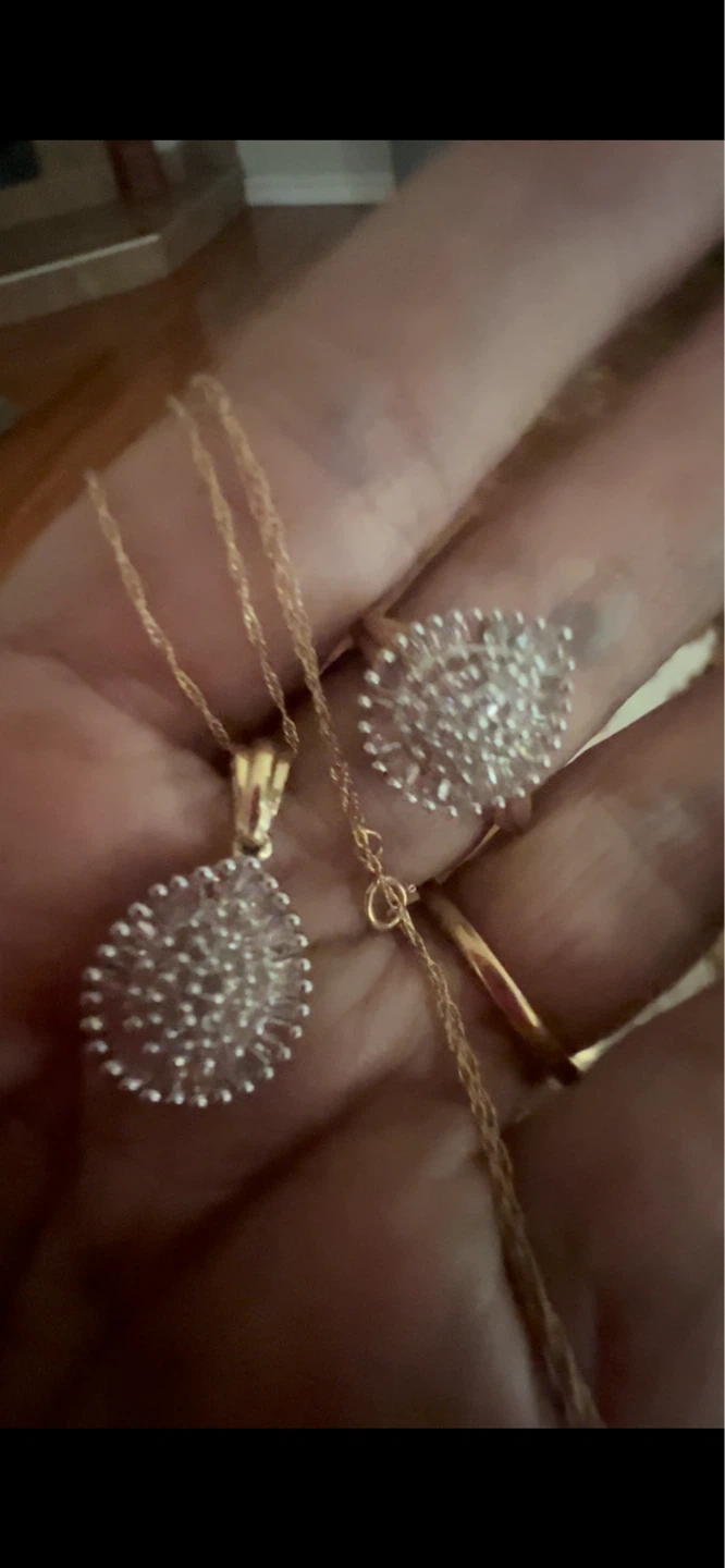 10 k Diamond Pendant Necklace and 10 k  Ring Set - photo 2