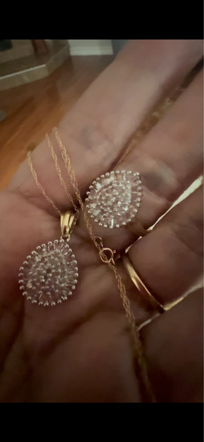 10 k Diamond Pendant Necklace and 10 k  Ring Set - photo 3