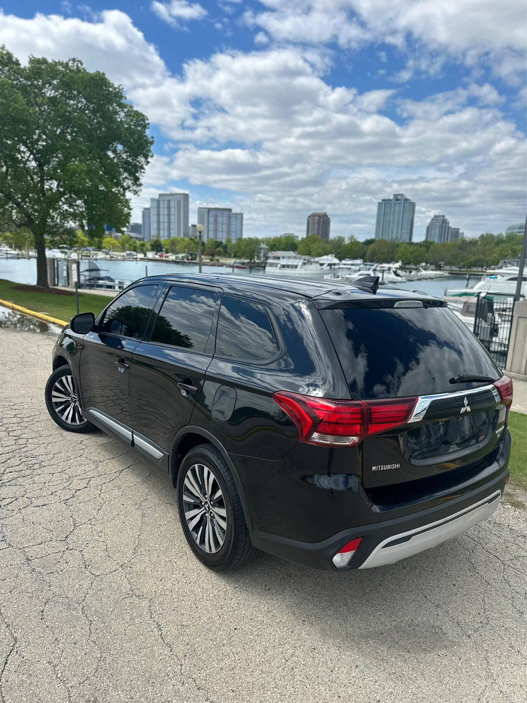 2019 Mitsubishi Outlander - photo 4
