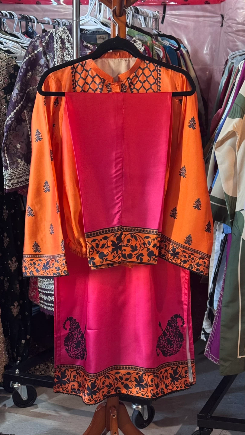 Orange and Pink Ombre Kameez Shalwar with Dupatta - photo 3