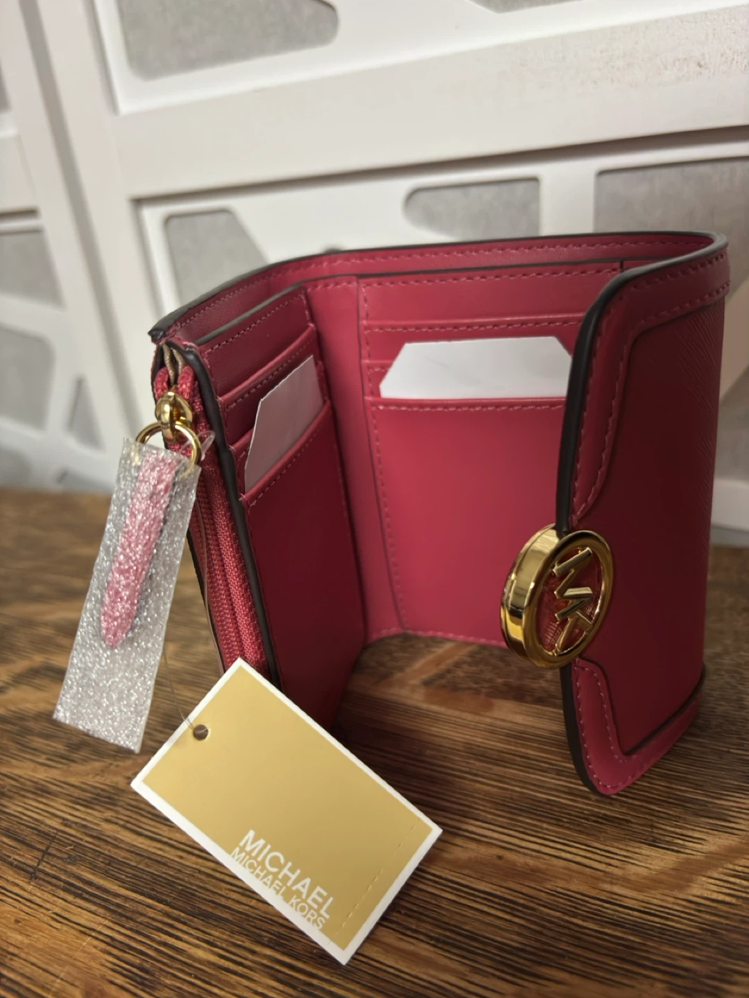 Michael Kors Pink Wallet - photo 2