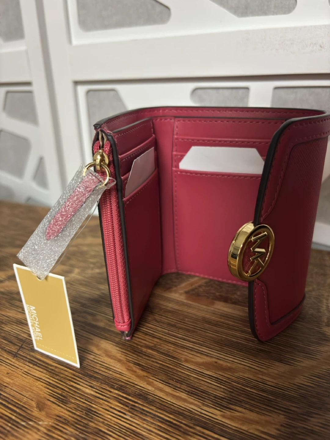 Michael Kors Pink Wallet - photo 3