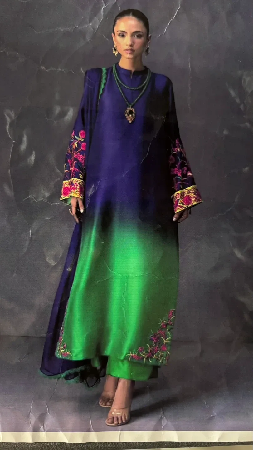 Blue and Green Ombre Kurta Set with Floral Embroidery
