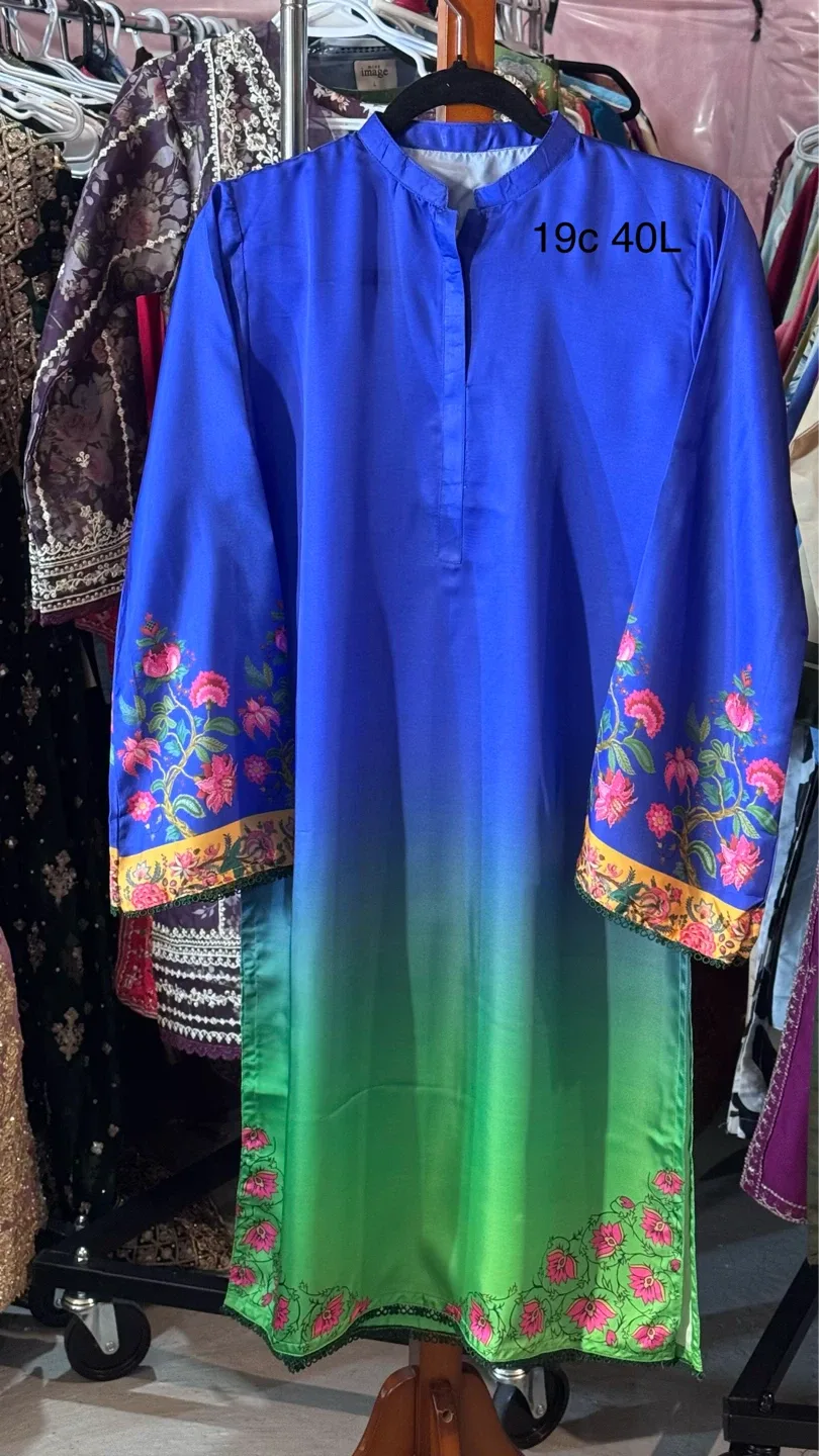 Blue and Green Ombre Kurta Set with Floral Embroidery - photo 2