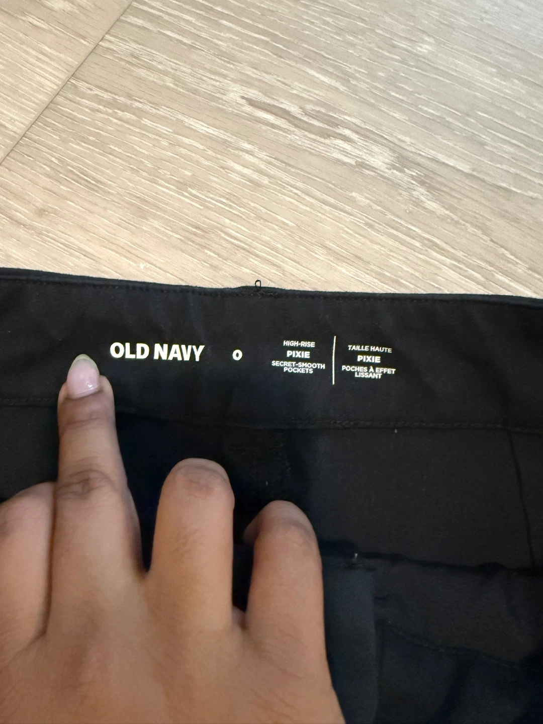 Old Navy Pixie High-Rise Black Shorts Size 0 - photo 3