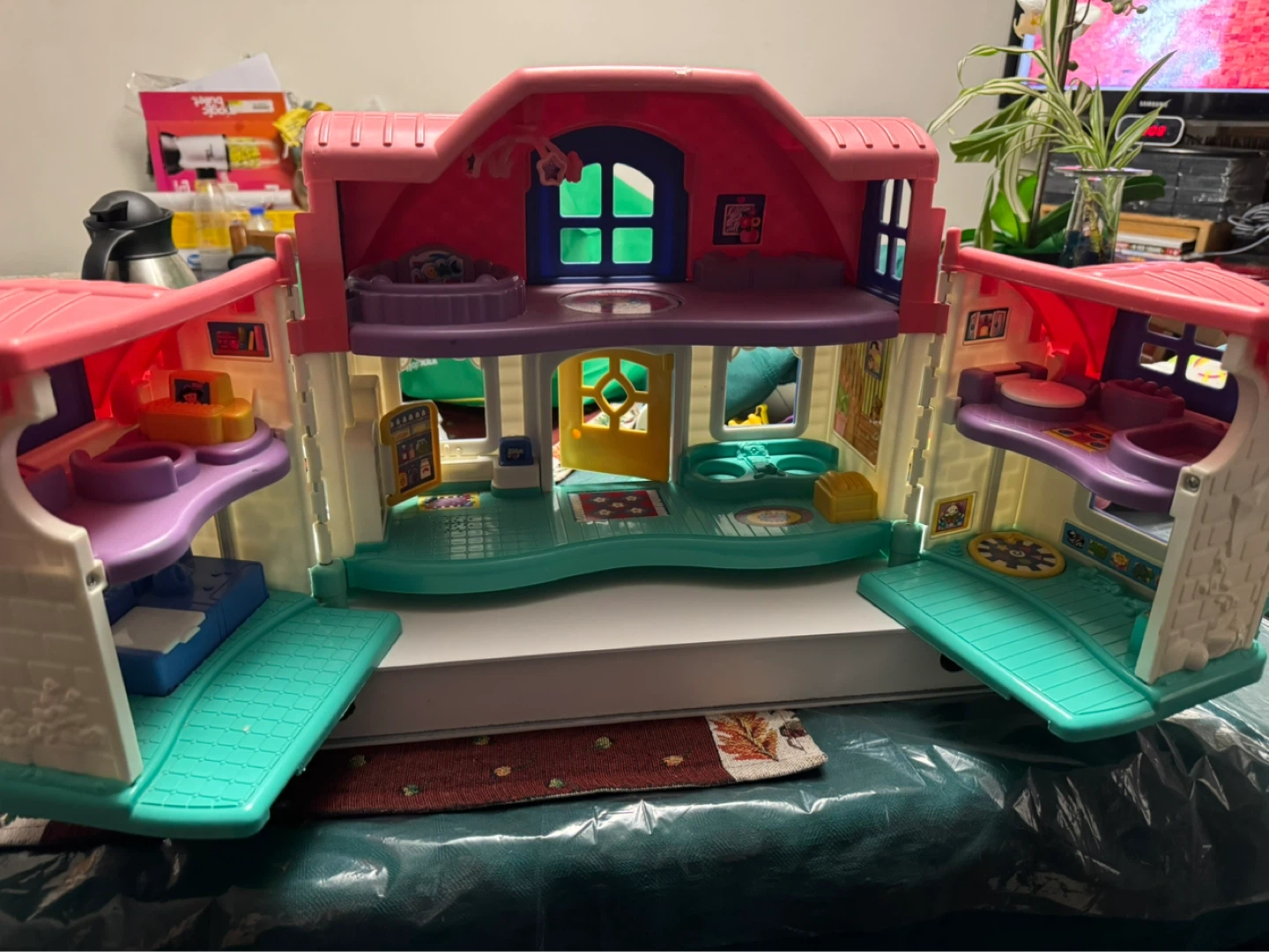Fisher-Price Little People House Playset with Figures - photo 3