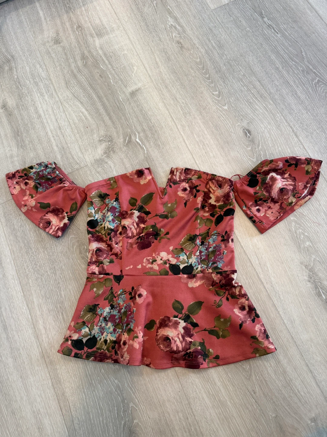 Guess Floral Off-the-Shoulder Peplum Top Size S - photo 2