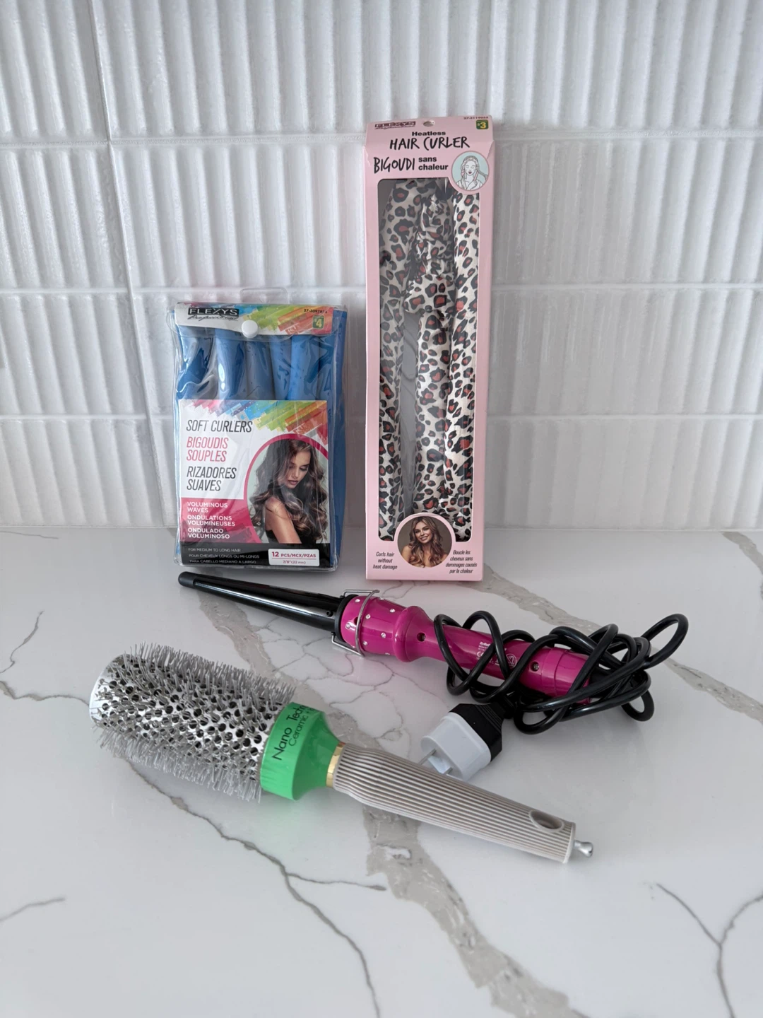 Moving sale-Assorted Hair Styling Tools - Curlers, Wand, Brush - photo 2