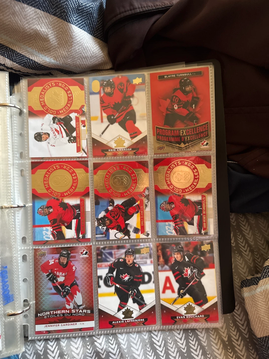 Collection of Baseball, Basketball, and Hockey Cards - photo 5
