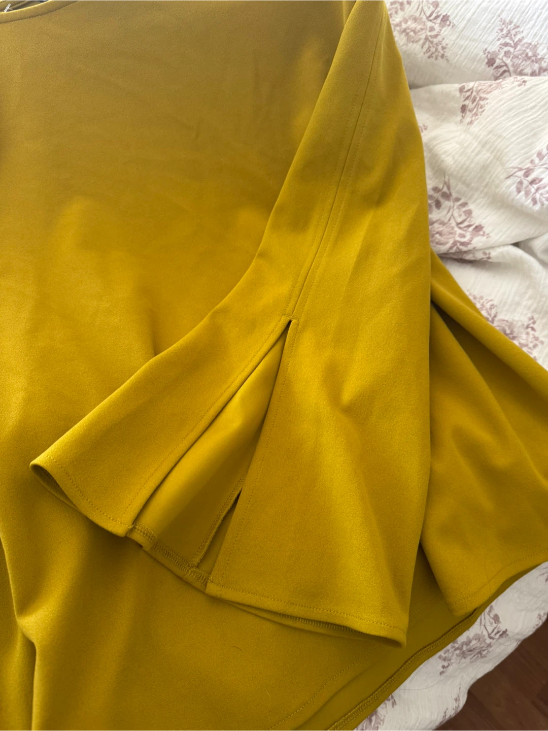 Ann Taylor Mustard Yellow Long Sleeve Top - Size M - photo 5