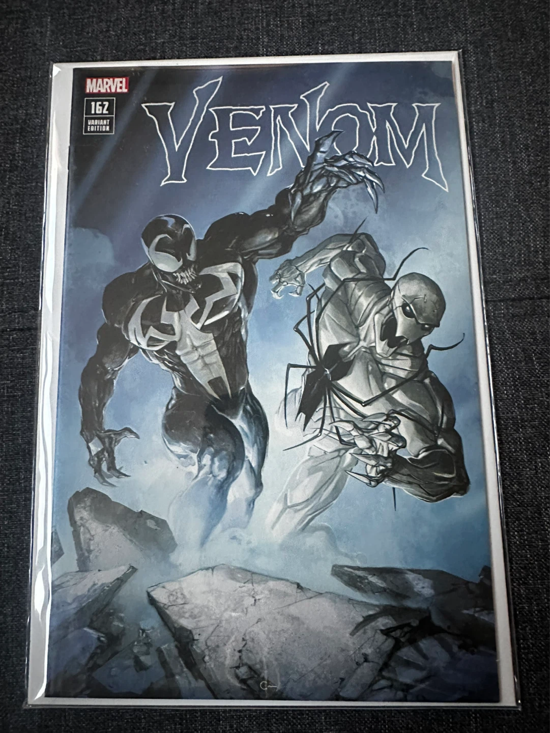 Venom #162 Clayton Crain Exclusive Variant NM Anti-Venom