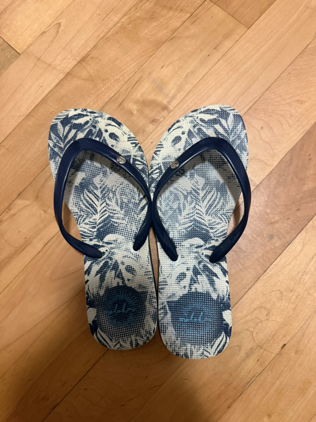 Havaianas Flip Flops Size 3