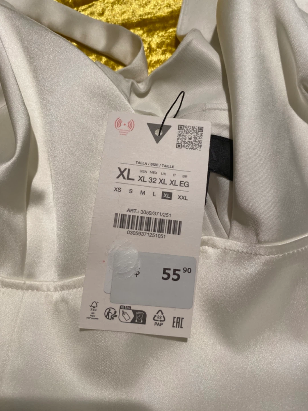 Women’s clothing - photo 4