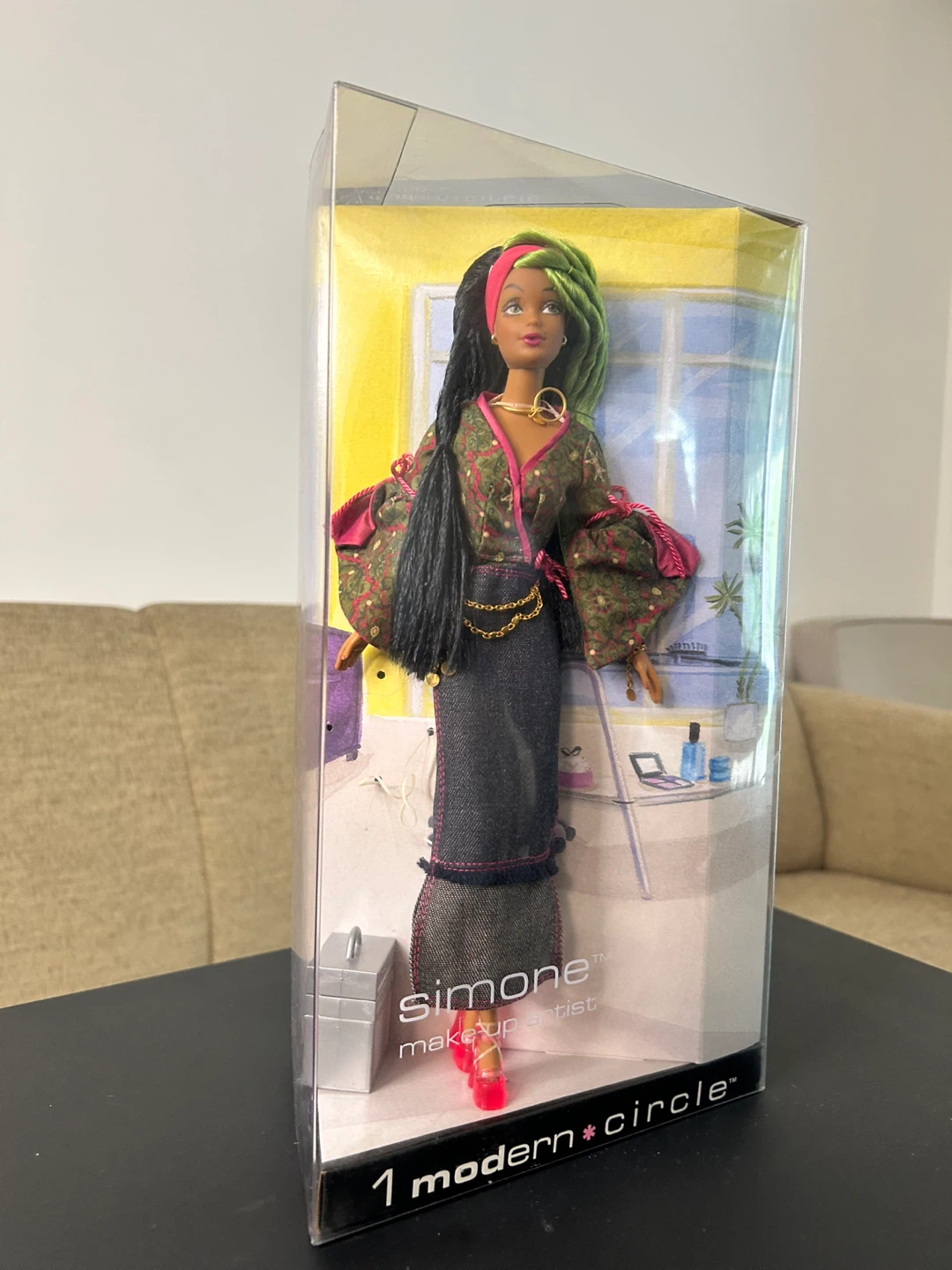 Barbie Simone Make-Up Artist (Rare)
