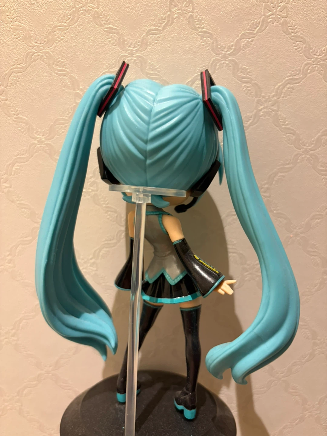 Hatsune Miku Figure - photo 2