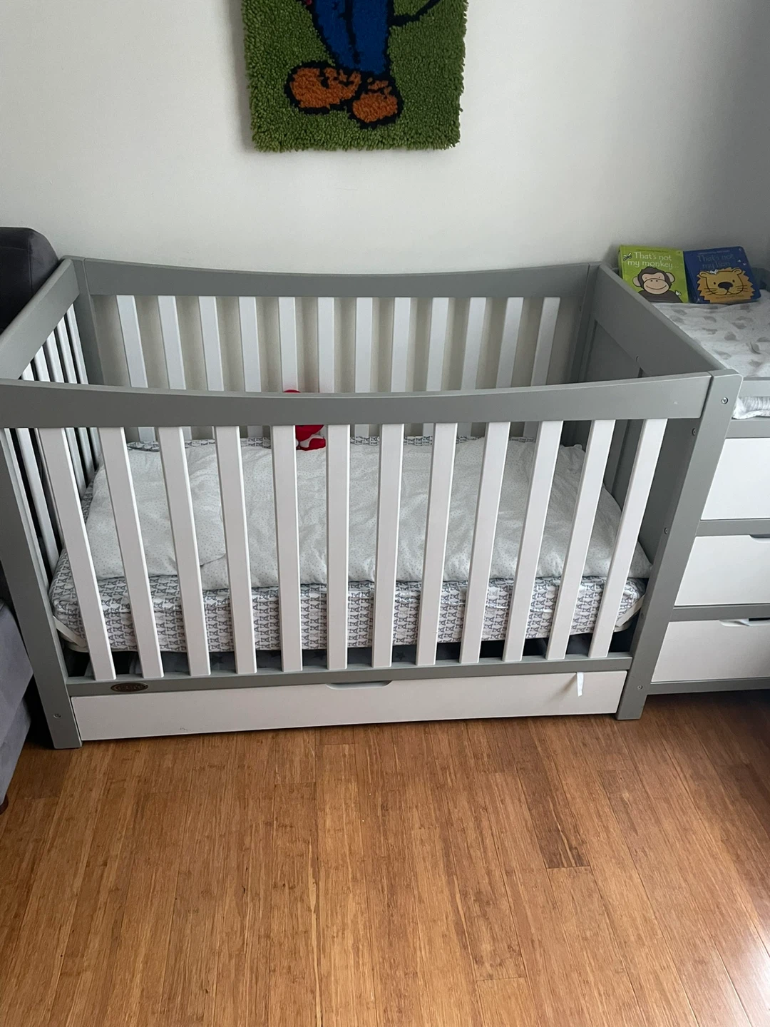 Grey and White Baby Crib with Drawer - photo 3