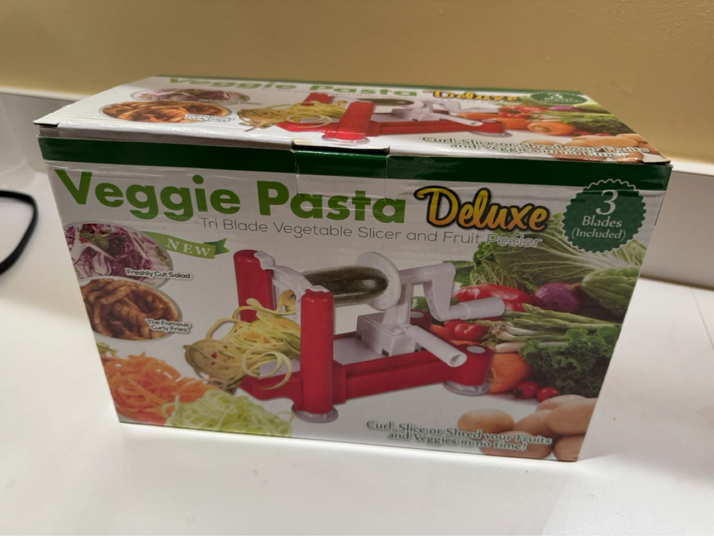 Veggie Pasta Deluxe Tri Blade Vegetable Slicer and Fruit Peeler