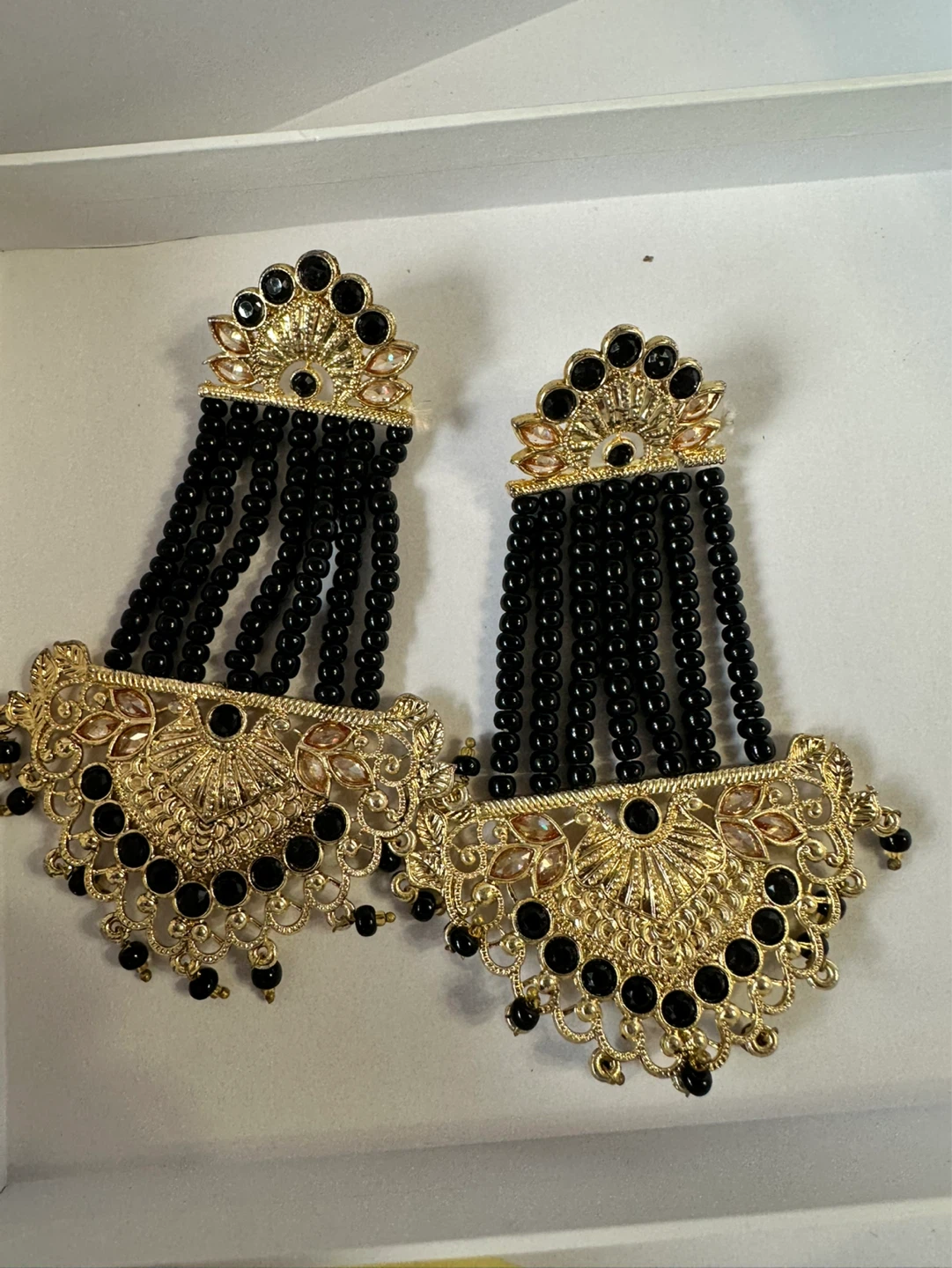 Assorted Jewellery Set - Earrings and Necklace - photo 2