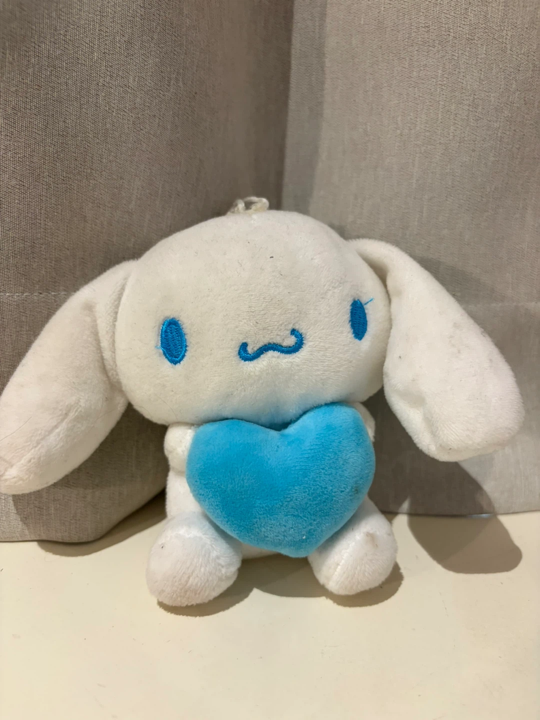 Sanrio Cinnamoroll plush with blue heart