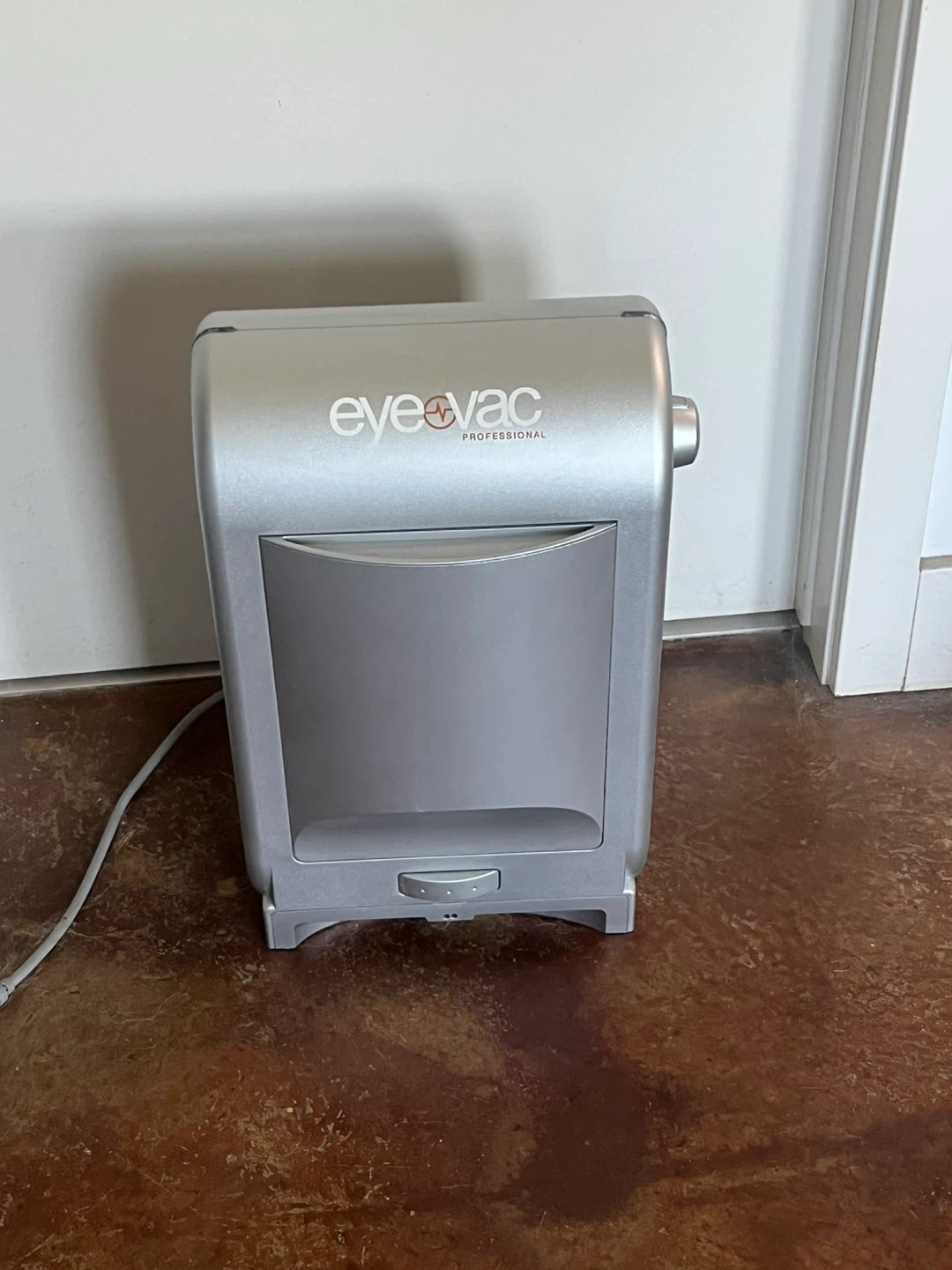 EyeVac Professional EVPRO Vacuum Cleaner