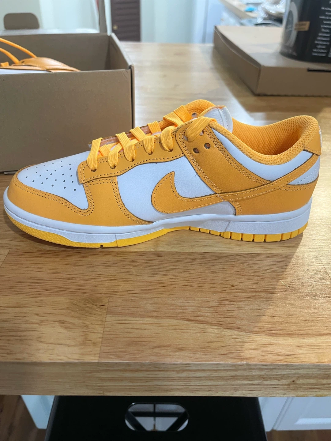 Nike Dunk Low (Women's) - Size 6.5 brand new  cash only please - photo 5