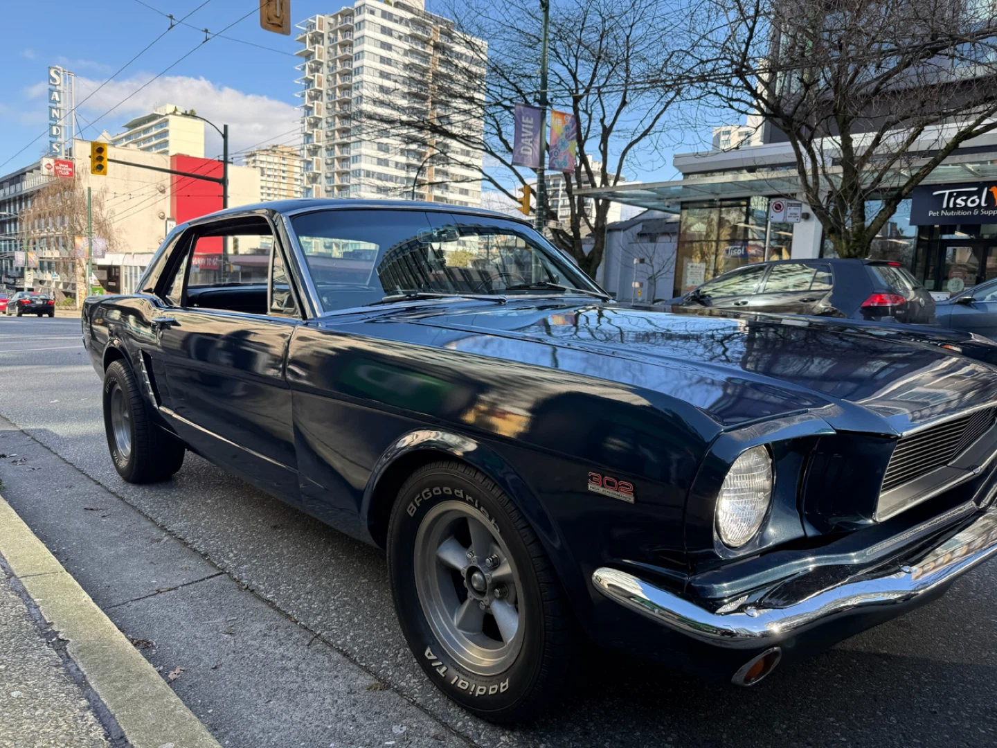 1965 Ford Mustang Coupe 302 V8 - photo 2